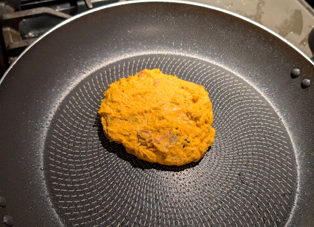 A sealed pocket in the skillet before frying